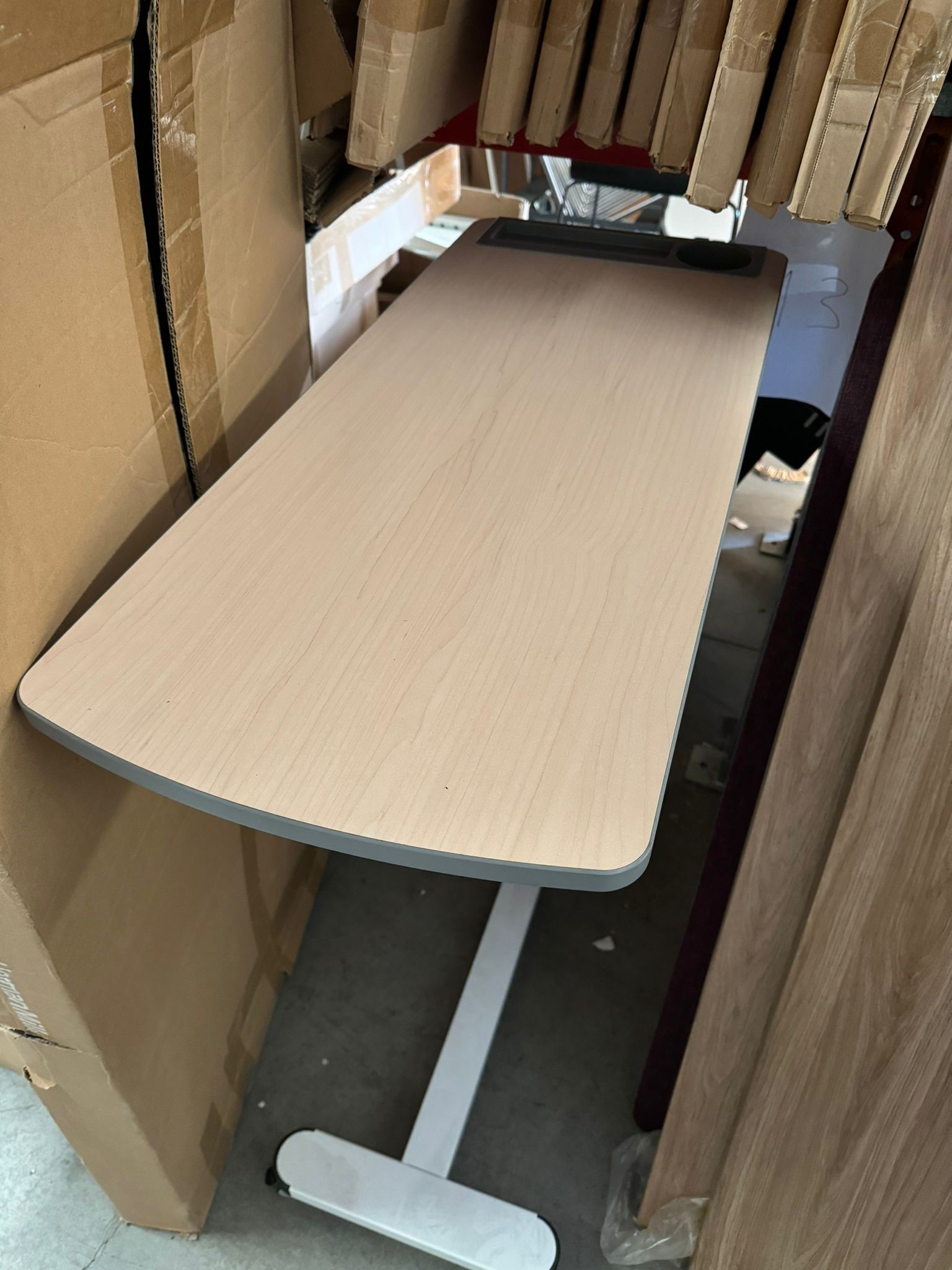 HPT200  Overbed Table