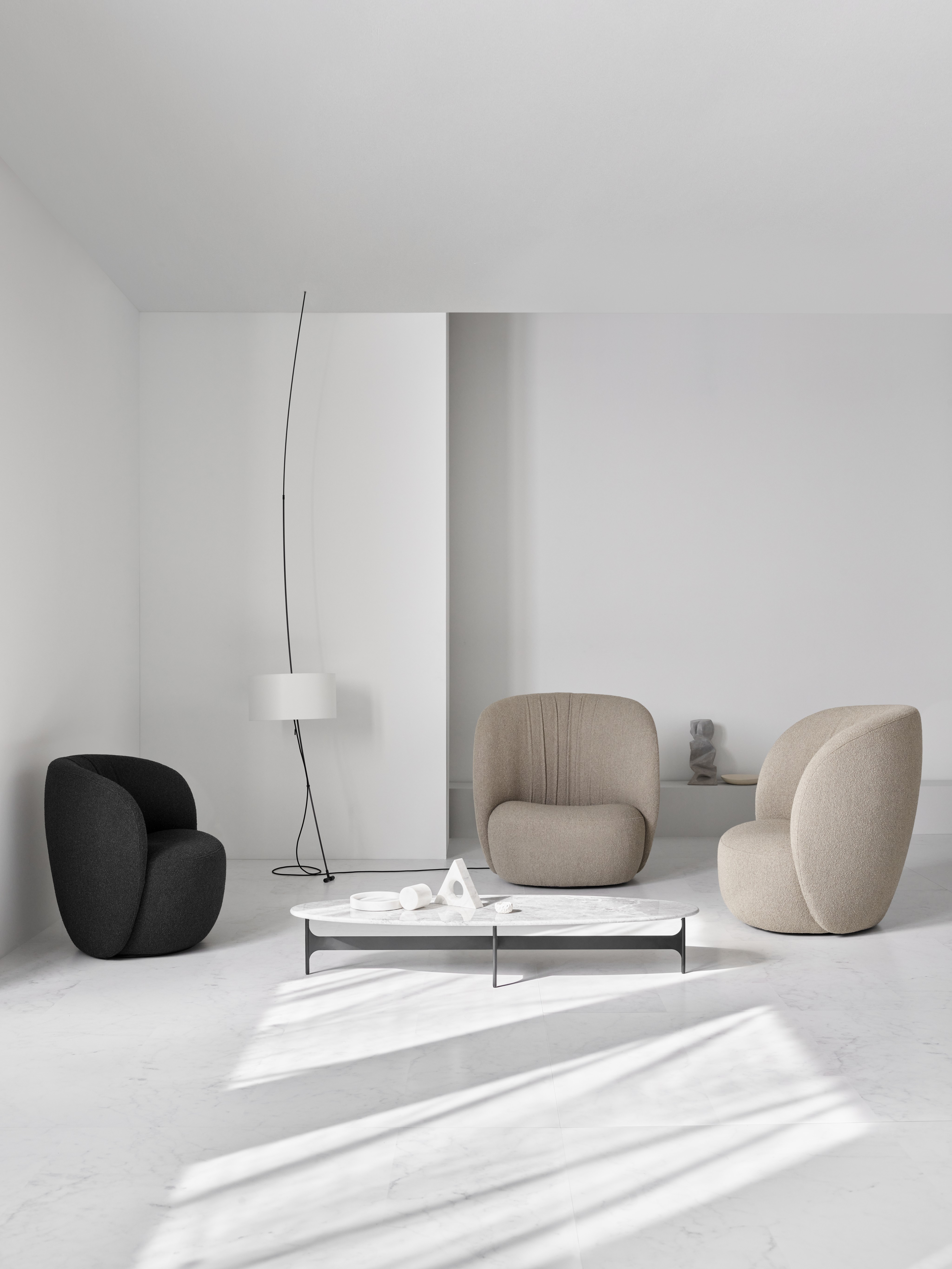 Ovata Large Lounge Chair