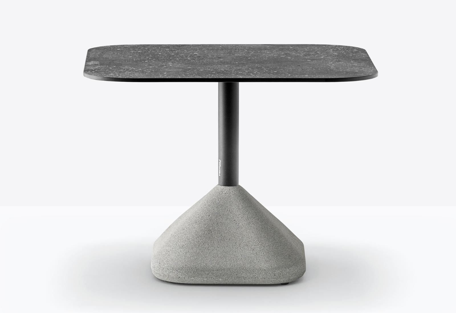 Concrete 865 Bar table