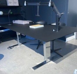 Exec V Fixed height desk frame x 2