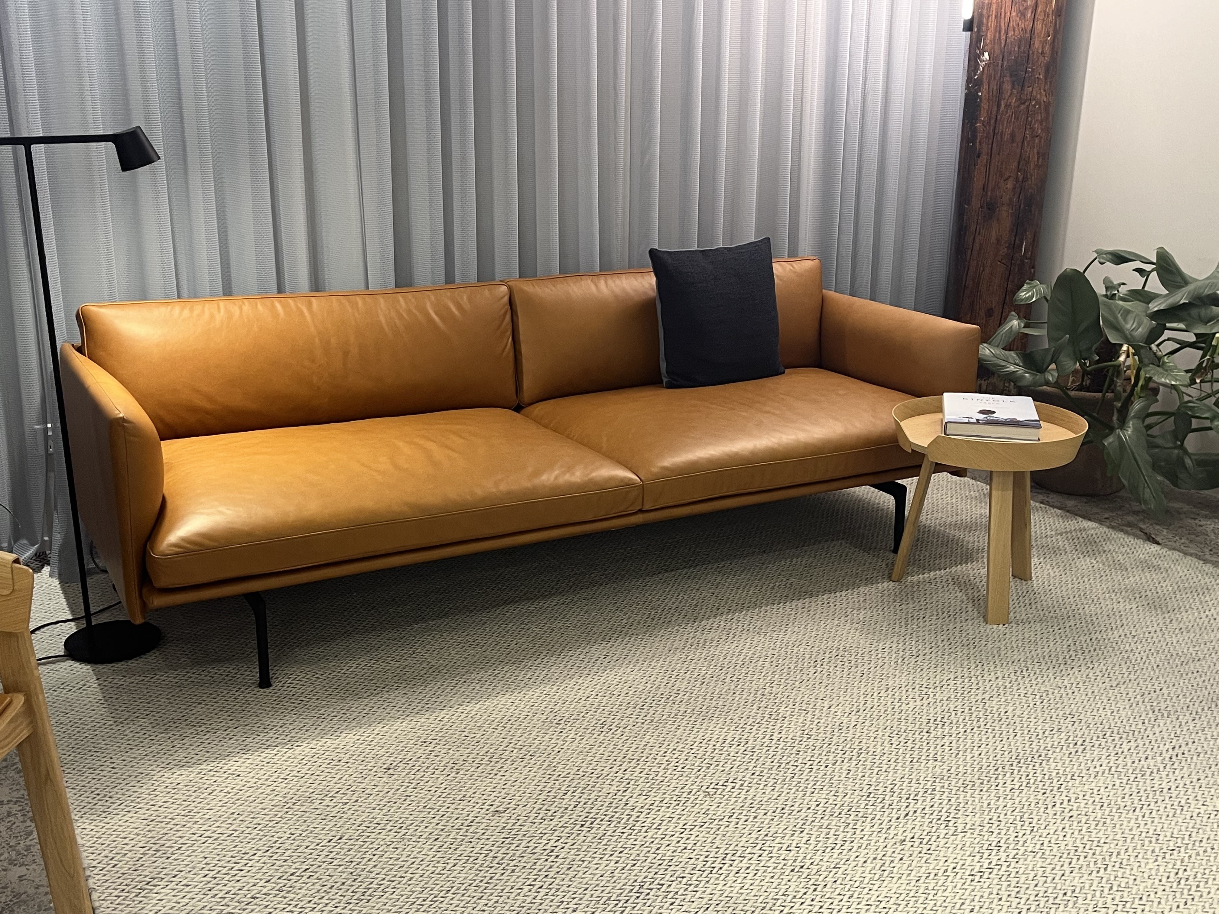 Muuto Outline Sofa