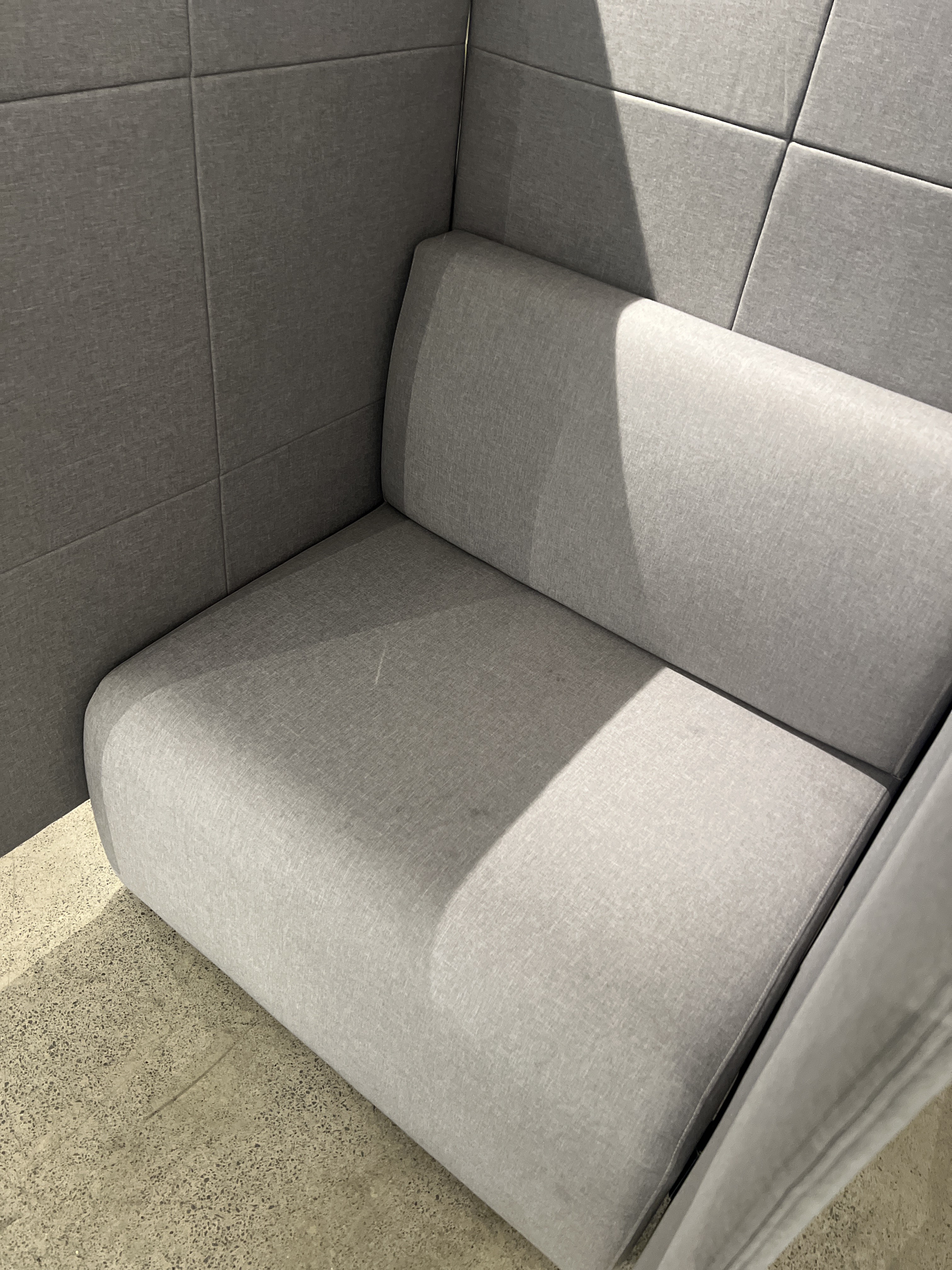 Be on high back chair