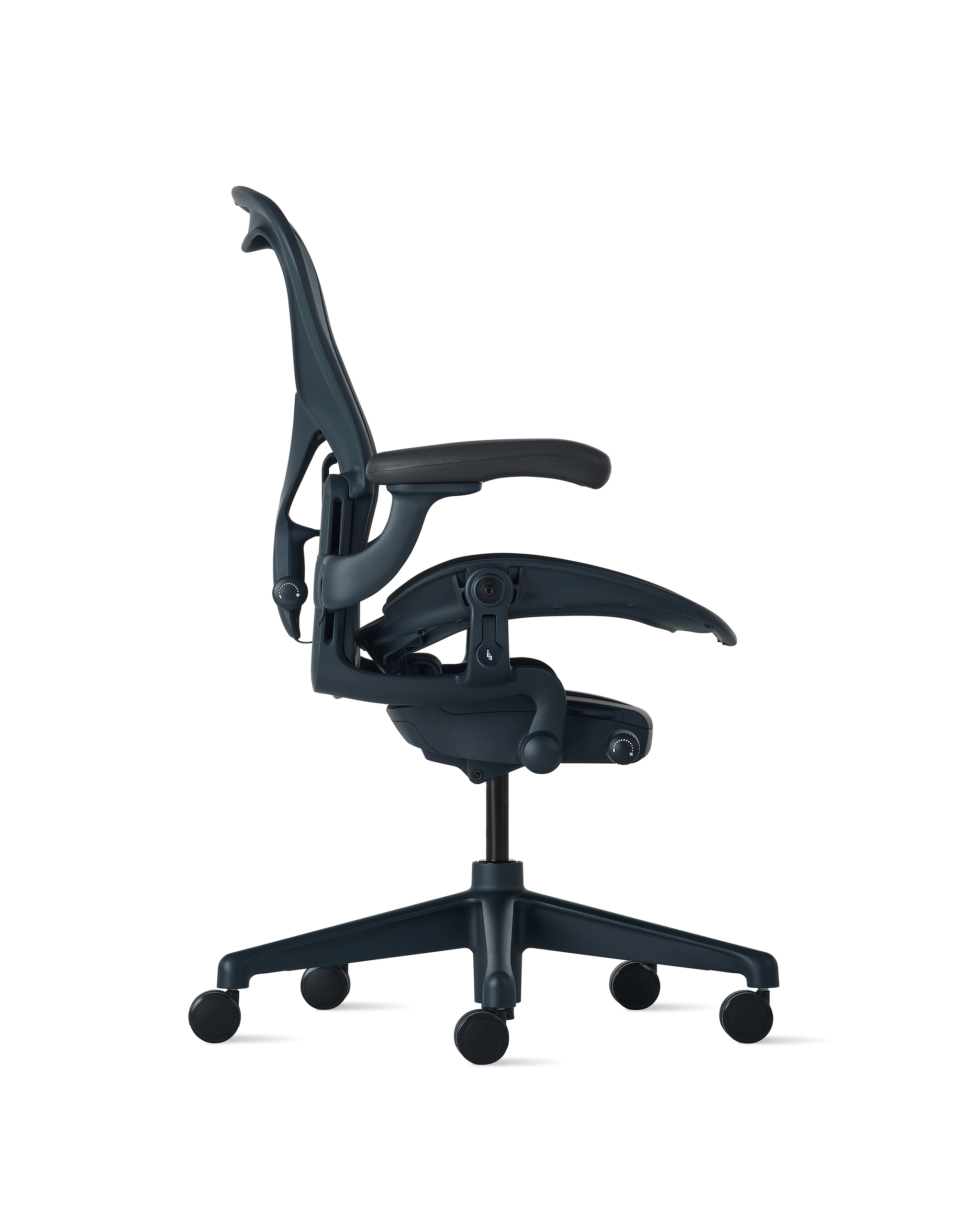 New Aeron Nightfall Chair Size B