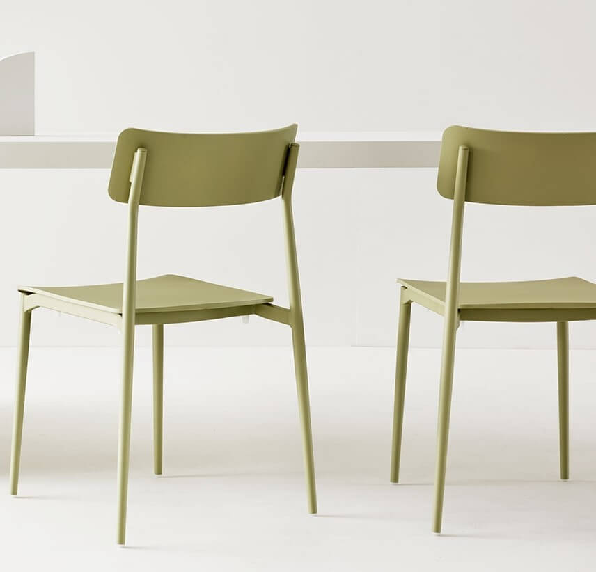 Cult Chair