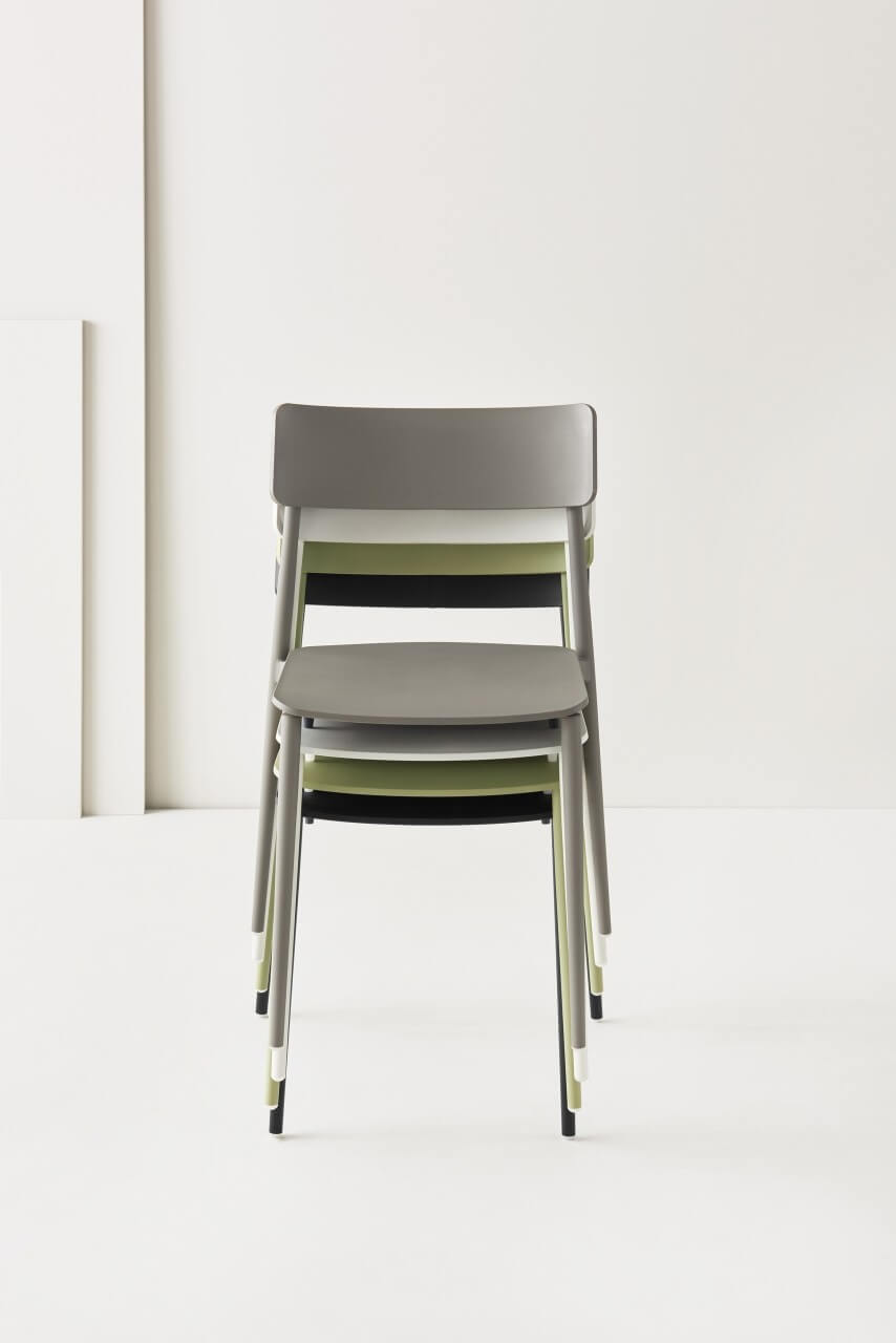 Cult Chair