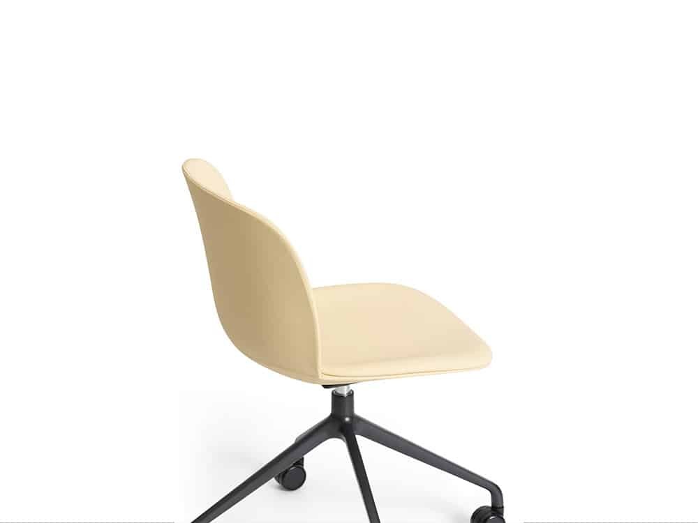Plose Chair - swivel