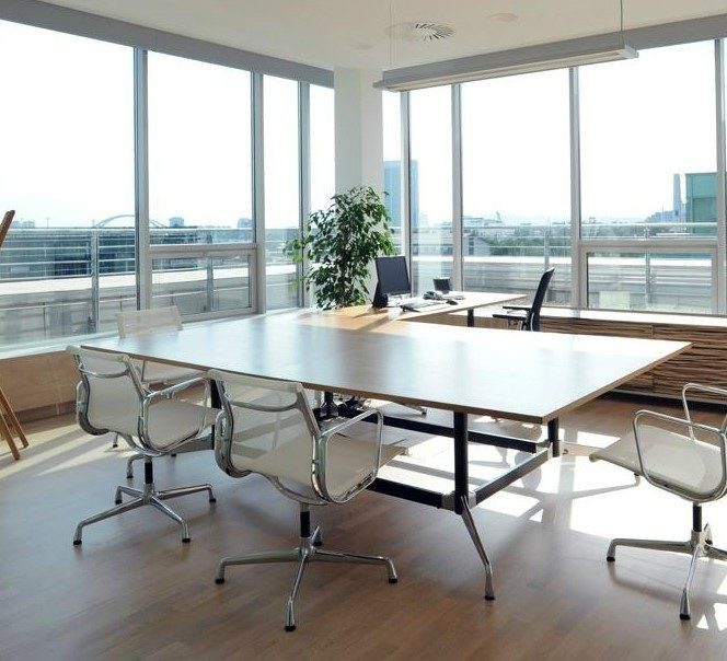 Eames® 3 Column Table